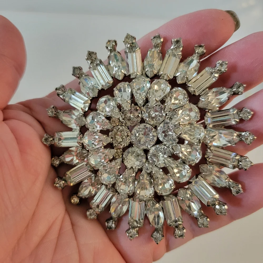 Vintage Weiss Crystal Brooch Germany